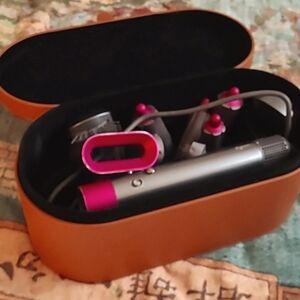 Dyson Hair Styling Tool with Case